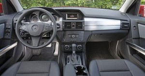 Interior muy sobrio, con alta calidad.