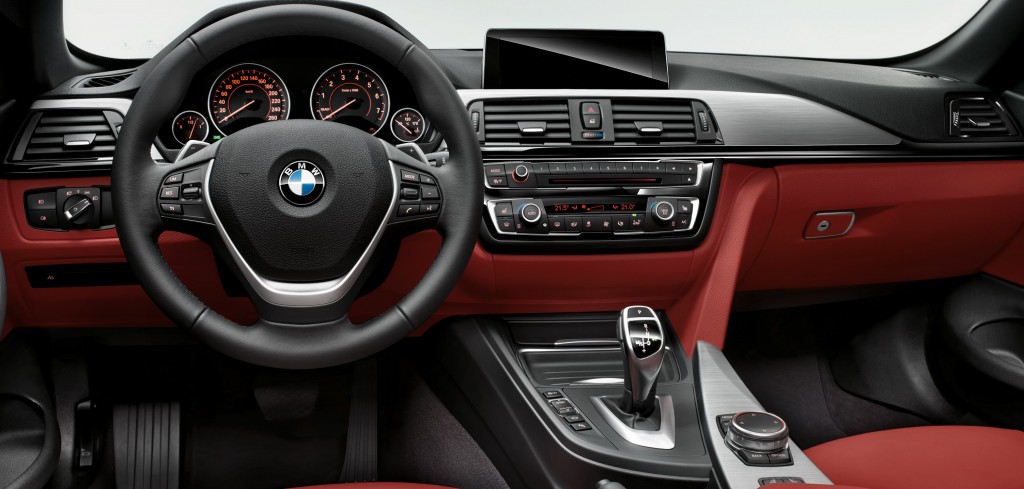 Una de las tantas combinaciones de colores y materiales para el interior del nuevo Serie 4 cabrio