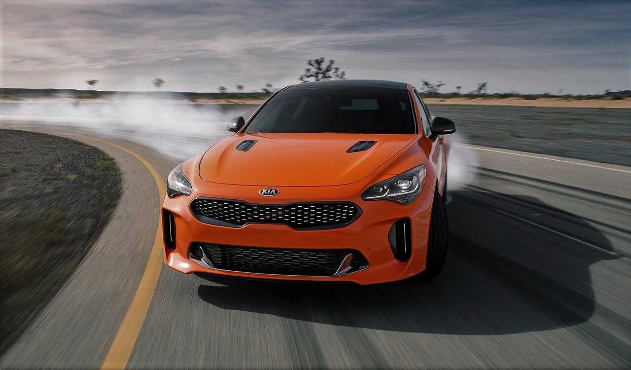 Kia stinger 370 лс